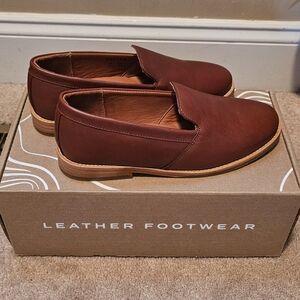 Elegant Women's Brown Leather Loafers